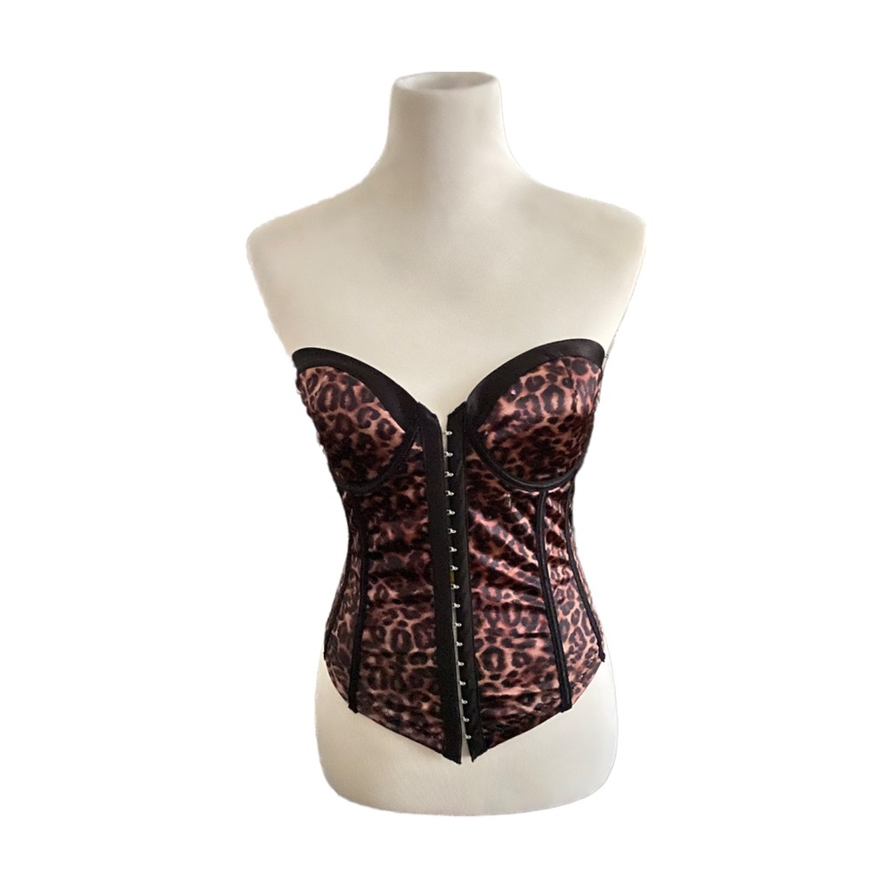 Forever 21 Cheetah print lace corset